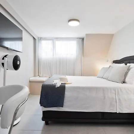 Nb Studio, Steps Away From The Beach And The City